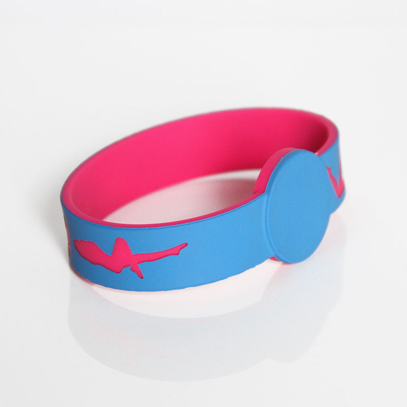 Eco-friendly Silicone Debossed Logo NFC RFID Festival Wristbands