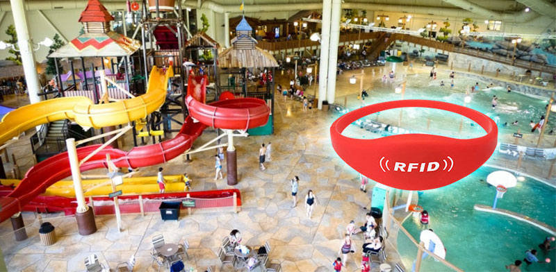 Use RFID Wristband Application At Water Park