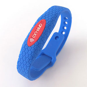 Adjustable RFID Wristband Cost of Waterproof Silicone Material