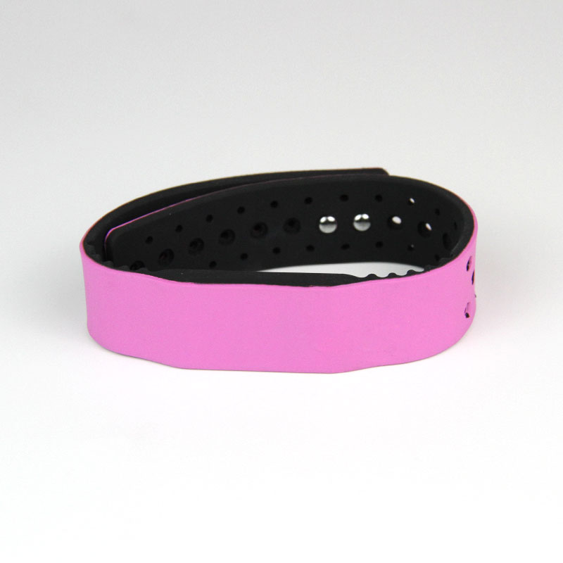 Writable NFC Bracelets Passive Silicone RFID Wristband Supplier