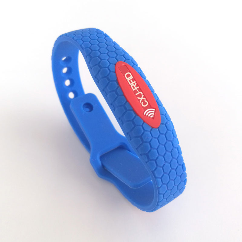 Adjustable RFID Wristband Cost of Waterproof Silicone Material