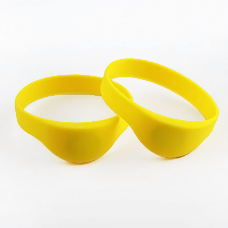 Flexible 13.56MHz RFID Silicone Tag MIFARE Bracelet For Events