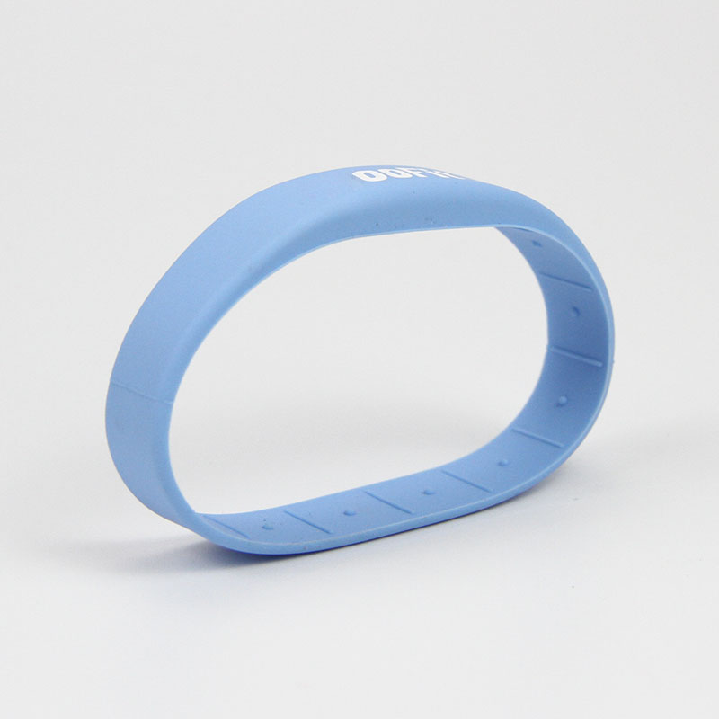 Rubber RFID Access Control Wristbands OEM Wearable RFID Tags