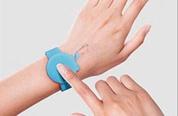 Wear the hand sanitizer wearable bracelet-2