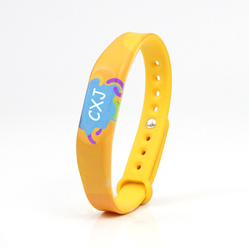 Cheap Custom RFID Silicone Bracelets With Chip