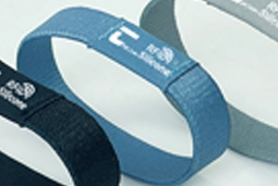 Made of elastic fabric material