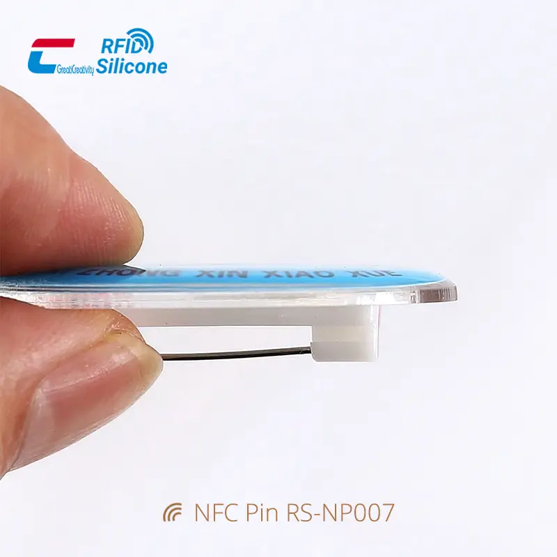 PVC NFC Pin Tags NTAG213 Logo & QR Code Badges
