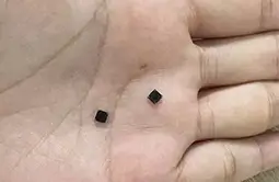 micro rfid tag is ultra-micro size,embedded in various size devices